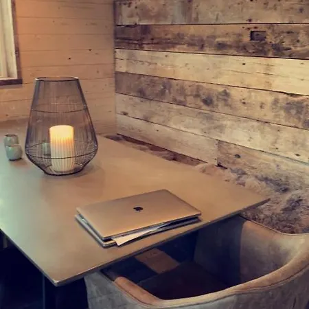 Unique Barnhouse In Amazing Gimsoy In Lofoten Saupstad  Buitenkant foto