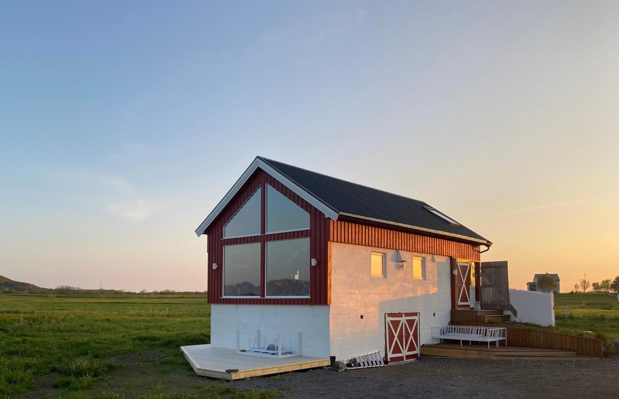Unique Barnhouse In Amazing Gimsoy In Lofoten Villa *