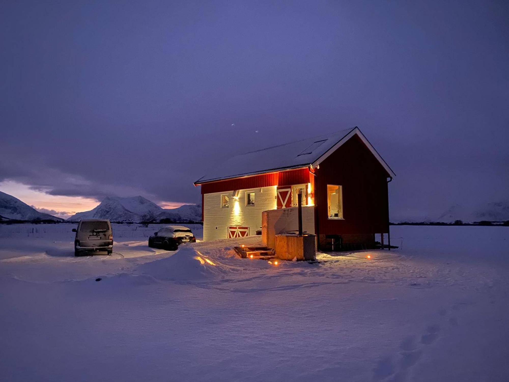 Unique Barnhouse In Amazing Gimsoy In Lofoten Villa